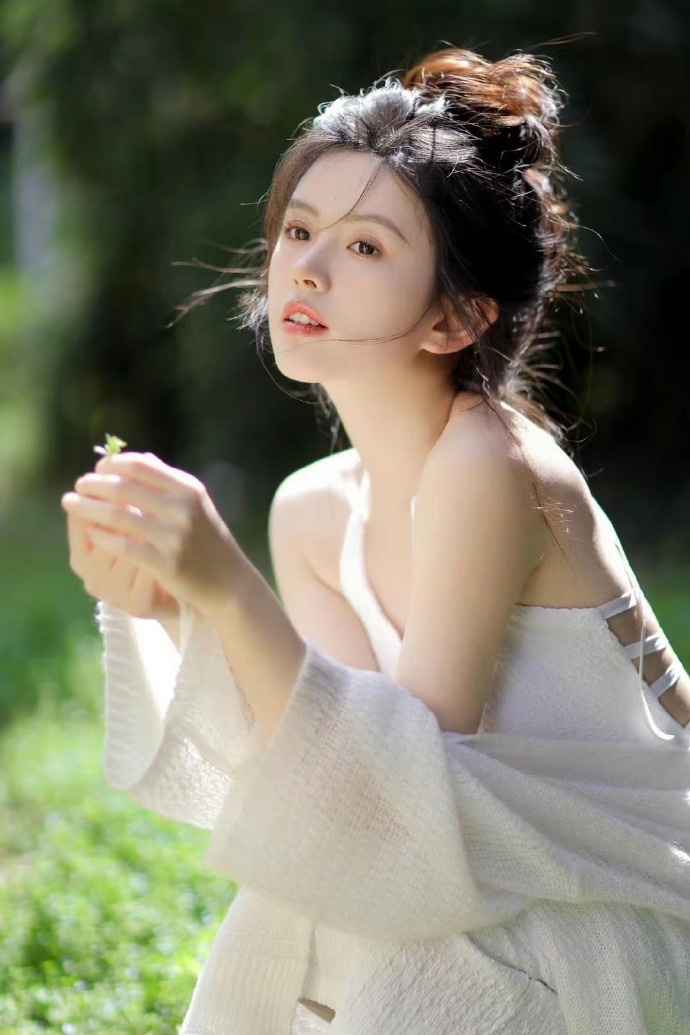 《犯罪现场调查》诞生之谜：一杯酒激发灵感，三天诞生剧本巨作